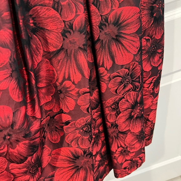 Helene Bergman London size 4 red floral dress v neck cap sleeve - Picture 3 of 7